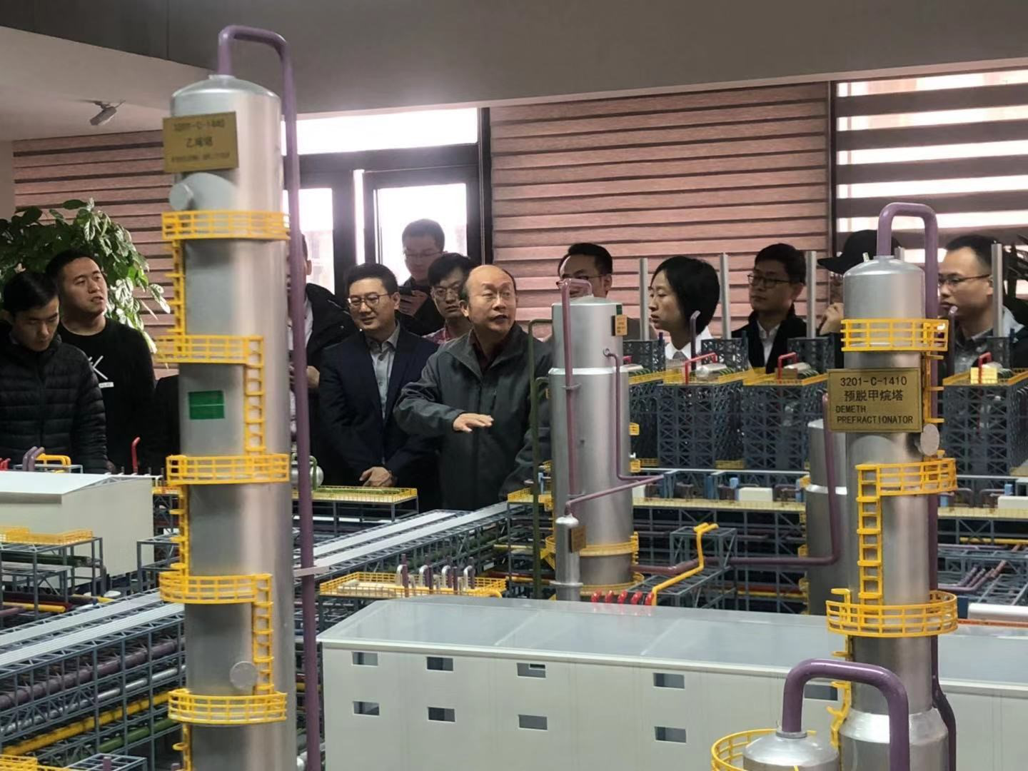 清华大学MEM团队一行参访豪门国际 清华大学MEM团队一行参访豪门国际